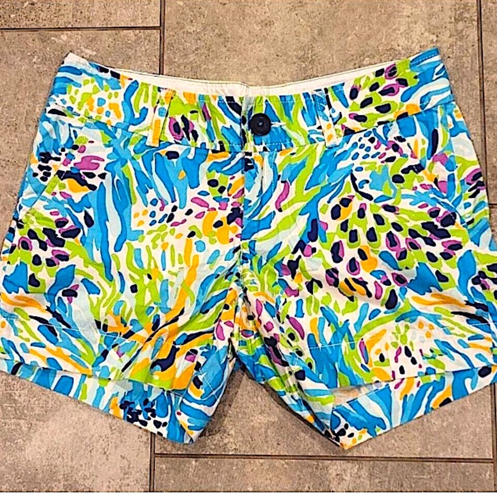 Lilly Pulitzer Callahan Short Multicolor Abstract — size 6